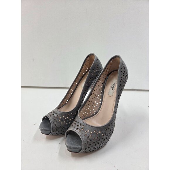 Prada Milano Decolleté Powder Perforated Leather Heels Pumps – Women’s  Size 6.5 - Picture 3 of 9
